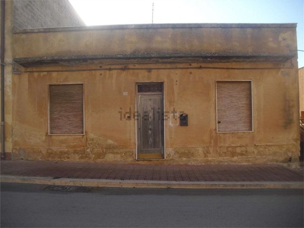 casa indipendente in vendita a Petrosino