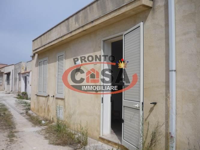 negozio in vendita a Petrosino