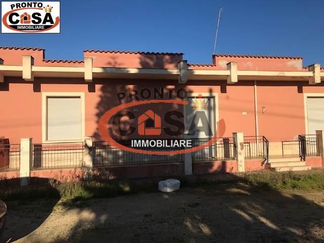 negozio in vendita a Petrosino