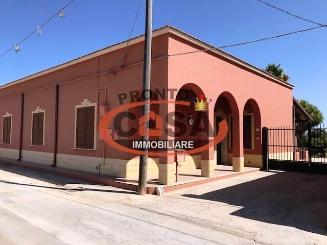 negozio in vendita a Petrosino