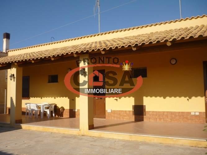 negozio in vendita a Petrosino