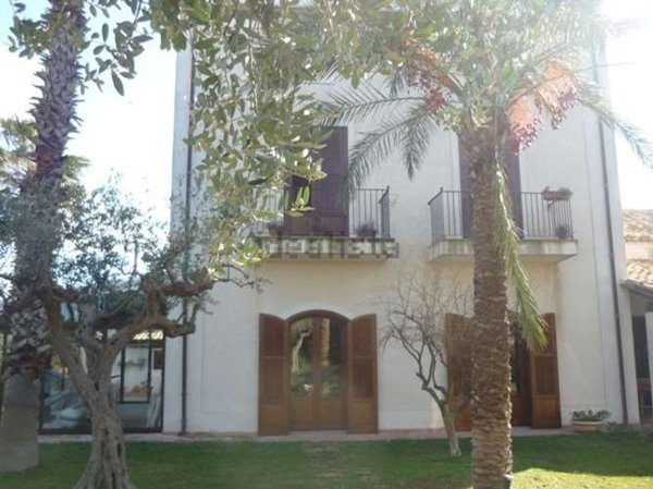 casa indipendente in vendita a Petrosino