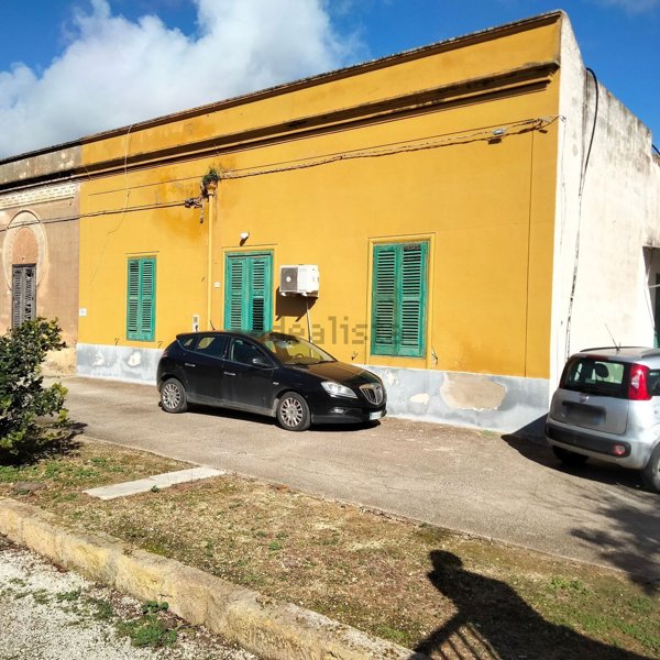 casa indipendente in vendita a Petrosino