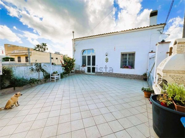 casa indipendente in vendita a Petrosino