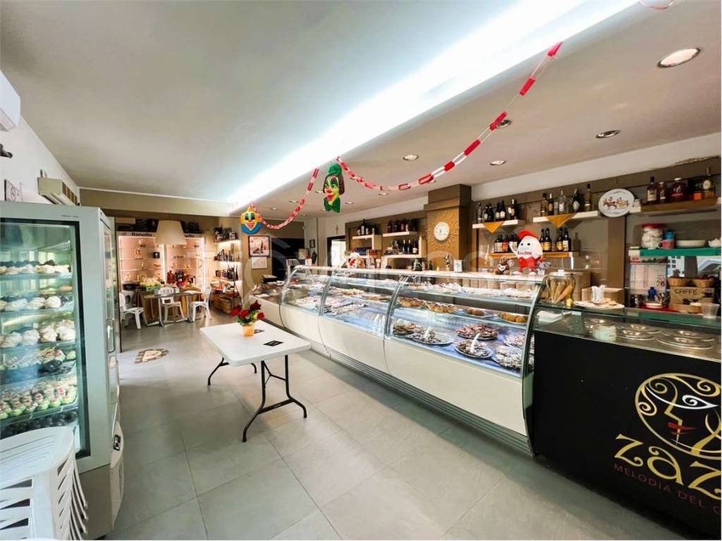 negozio in vendita a Petrosino