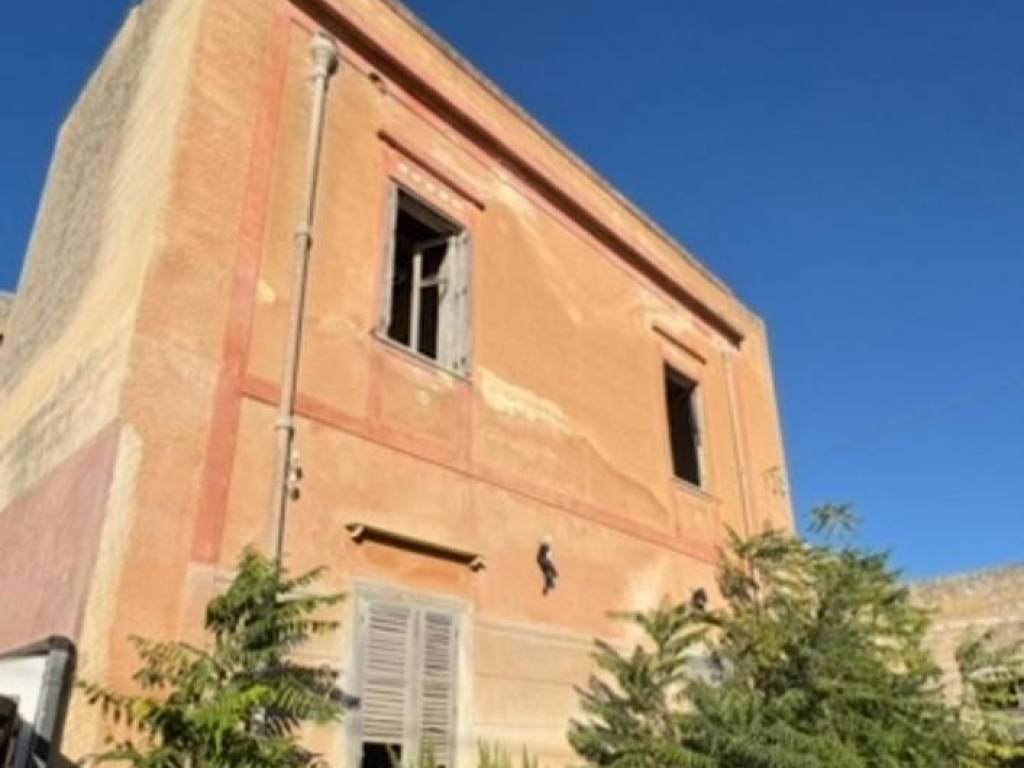 intera palazzina in vendita a Petrosino