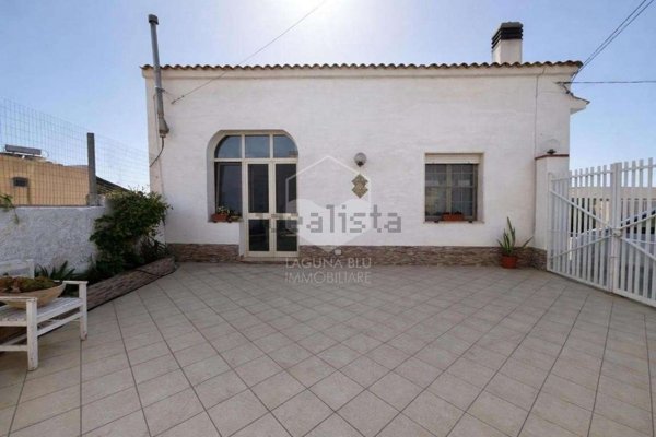 casa indipendente in vendita a Petrosino