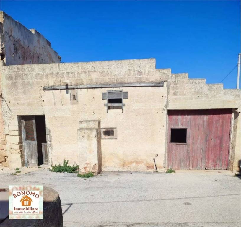 negozio in vendita a Petrosino