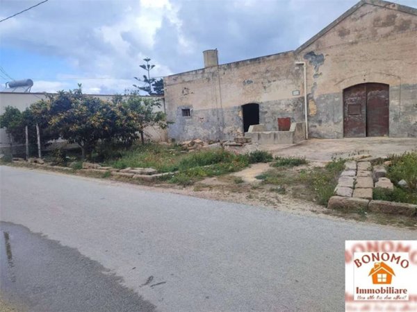 casa indipendente in vendita a Petrosino