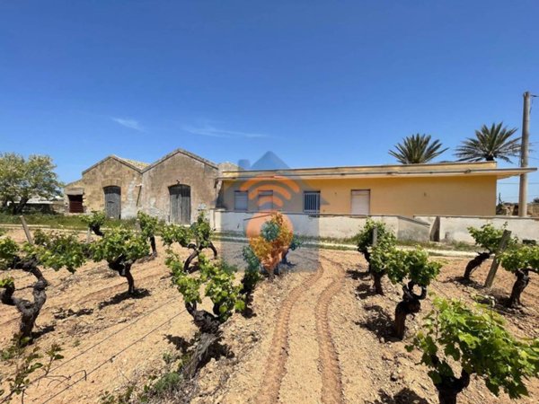 casa indipendente in vendita a Petrosino