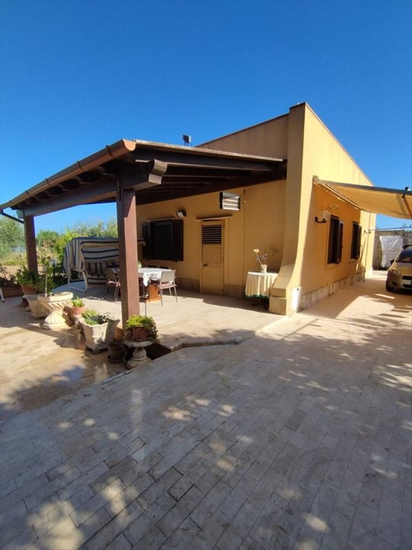 casa indipendente in vendita a Misiliscemi in zona Salinagrande