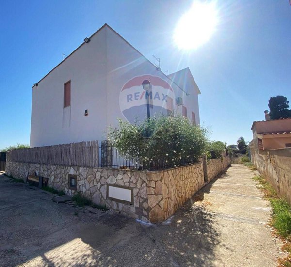 casa indipendente in vendita a Misiliscemi in zona Marausa