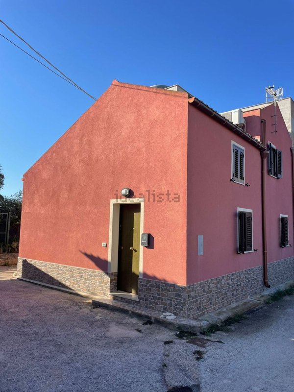 casa indipendente in vendita a Misiliscemi in zona Marausa
