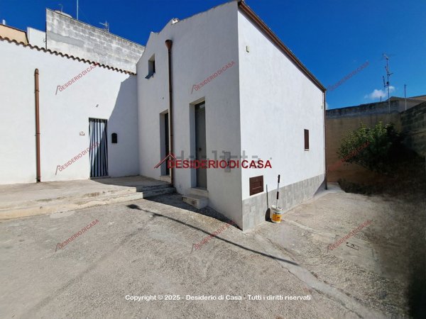 casa indipendente in vendita a Misiliscemi in zona Marausa