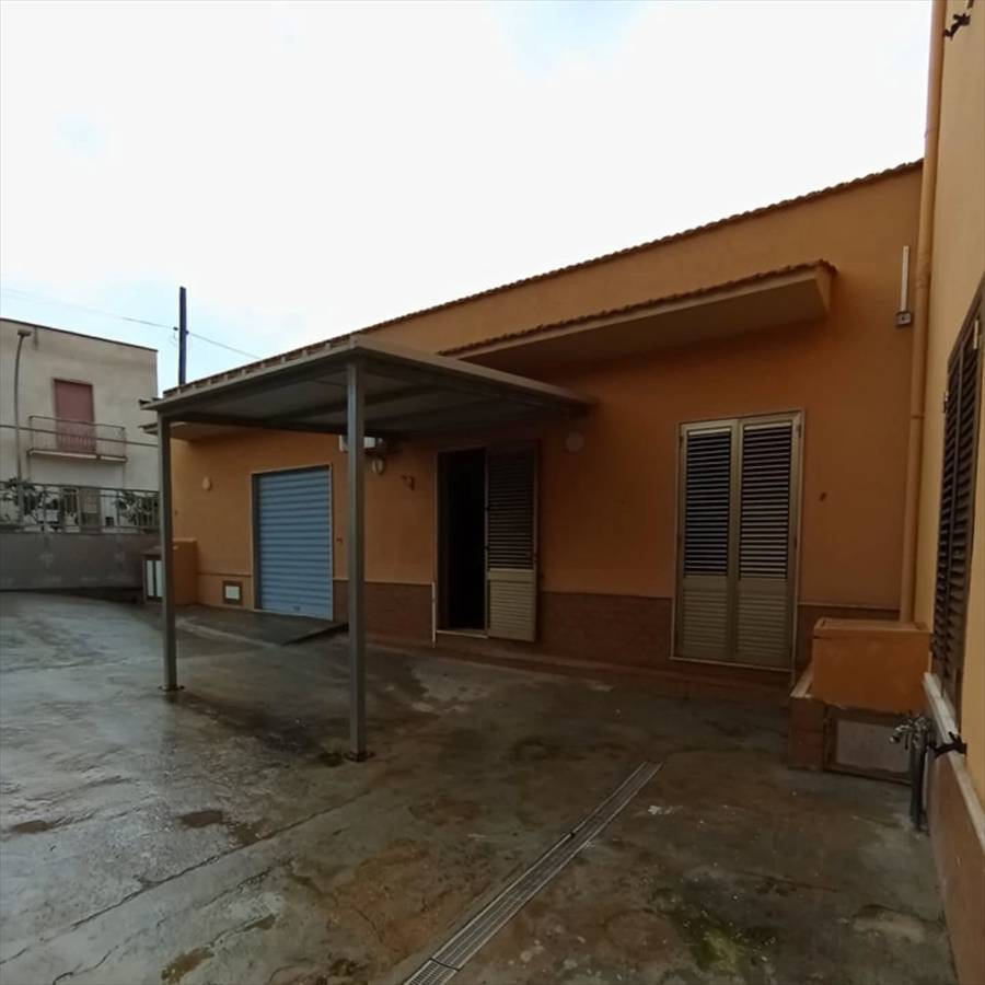 casa indipendente in vendita a Misiliscemi in zona Pietretagliate