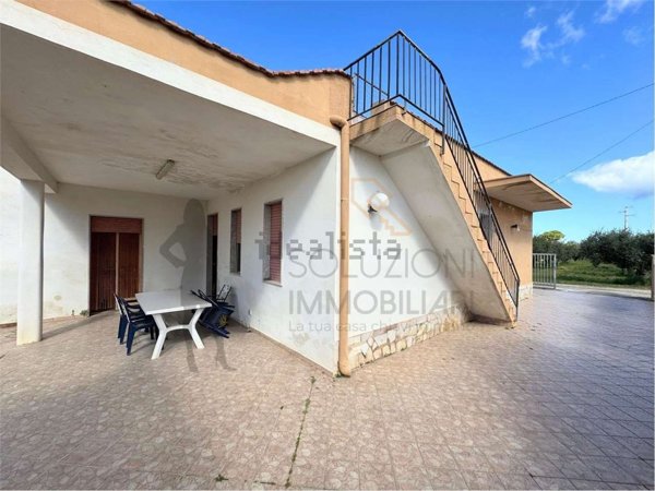casa indipendente in vendita a Misiliscemi in zona Palma