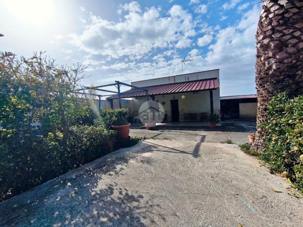 casa indipendente in vendita a Misiliscemi in zona Marausa