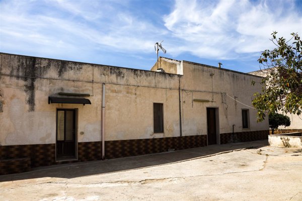 casa indipendente in vendita a Misiliscemi in zona Guarrato