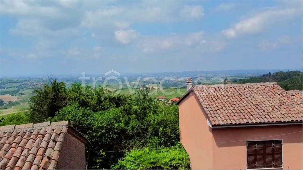casa indipendente in vendita a Mombaruzzo