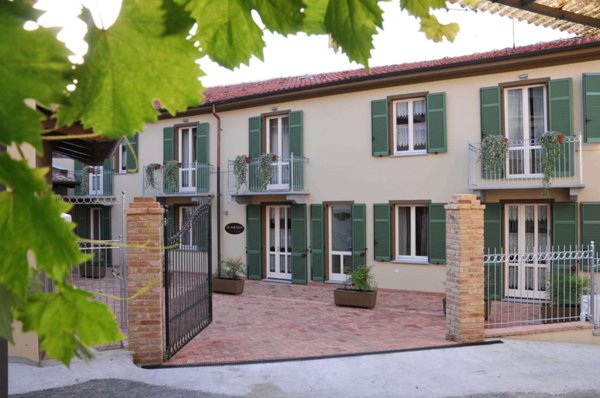 casa indipendente in vendita a Mombaruzzo