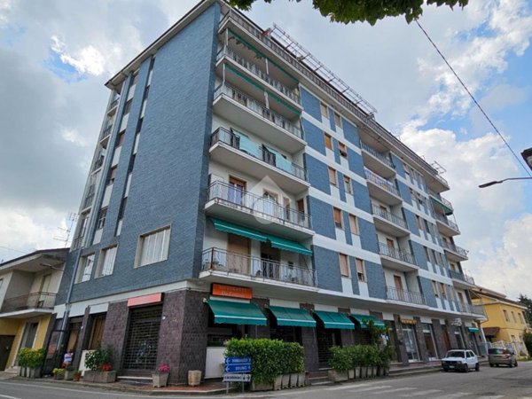 appartamento in vendita a Mombaruzzo in zona Stazione