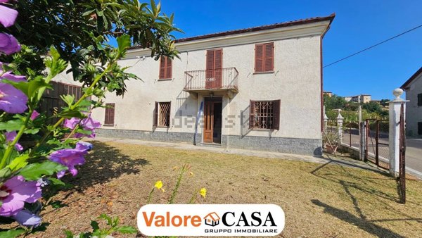 casa indipendente in vendita a Mombaruzzo