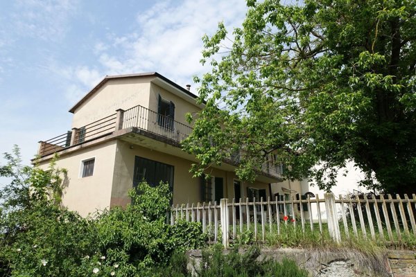 appartamento in vendita a Mombaruzzo in zona Casalotto