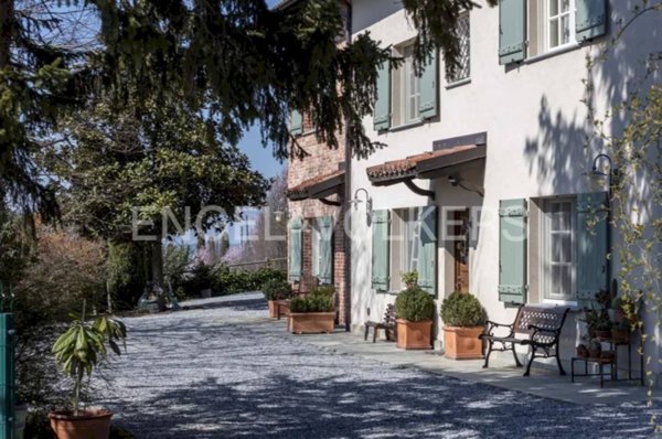 casa indipendente in vendita a Mombaruzzo