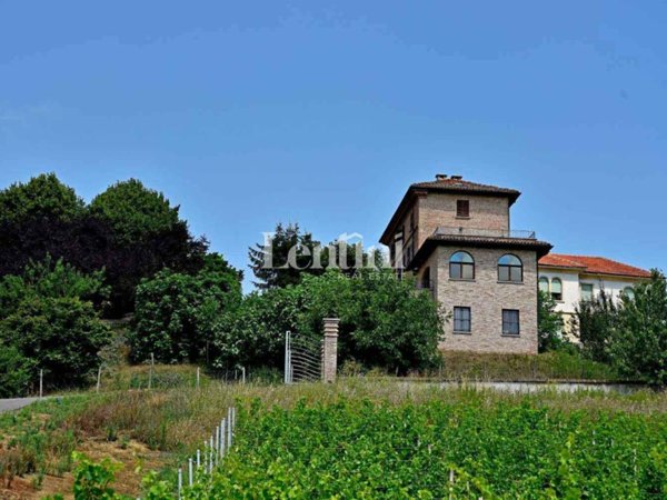 casa indipendente in vendita a Mombaruzzo