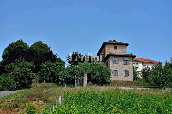 casa indipendente in vendita a Mombaruzzo