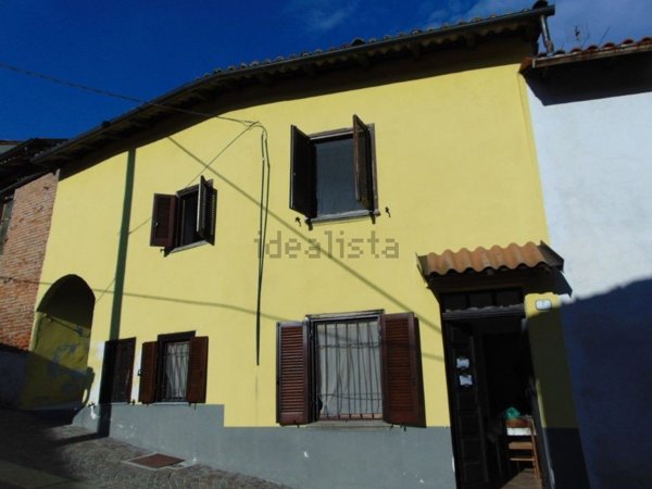 appartamento in vendita a Mombaruzzo