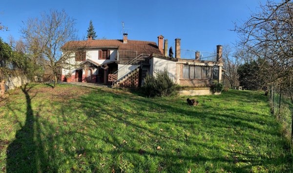 casale in vendita a Mombaruzzo