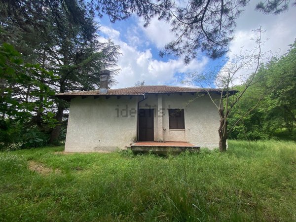 casa indipendente in vendita a Mombaruzzo