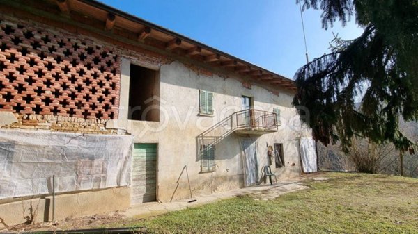 casa indipendente in vendita a Mombercelli in zona Roeto