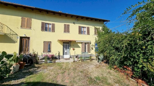 casa indipendente in vendita a Mombercelli in zona Roeto