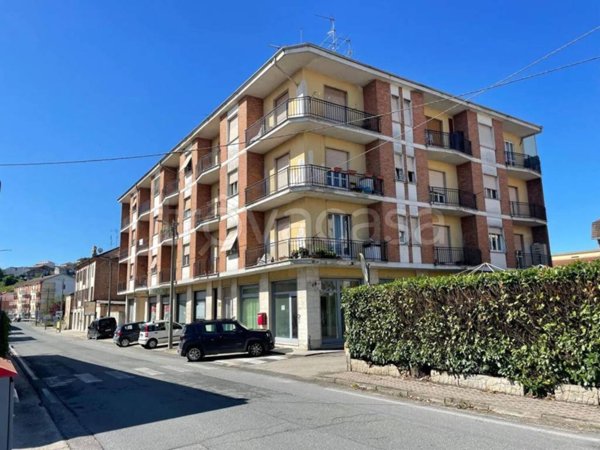 appartamento in vendita a Mombercelli