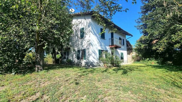 casa indipendente in vendita a Mombercelli in zona Moncucco