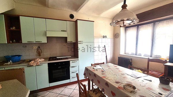 casa indipendente in vendita a Mombercelli