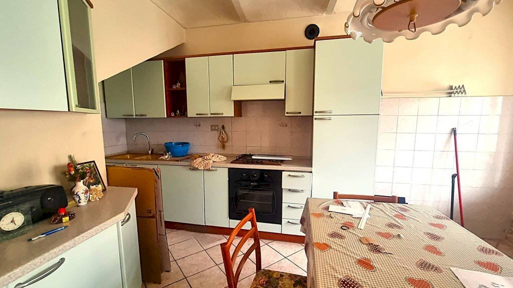 casa indipendente in vendita a Mombercelli