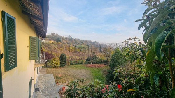 casa indipendente in vendita a Mombercelli
