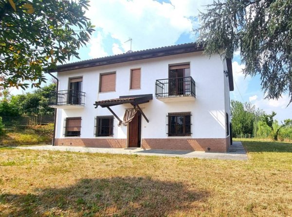 casa indipendente in vendita a Mombercelli in zona Variala