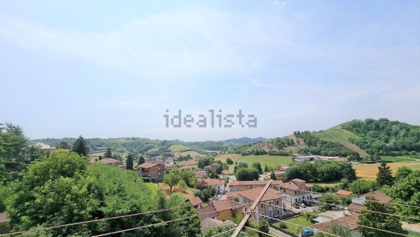 appartamento in vendita a Mombercelli in zona Pontetto