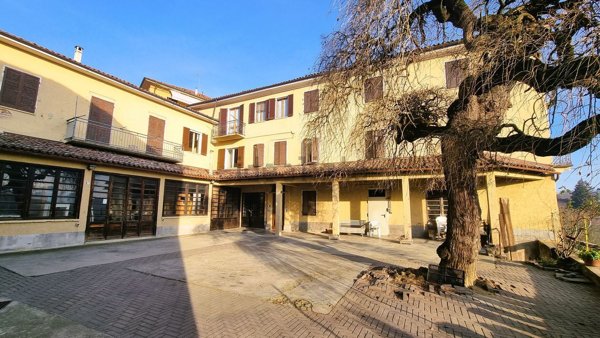 casa indipendente in vendita a Mombercelli in zona Pontetto