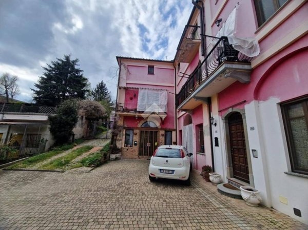 casa indipendente in vendita a Monale