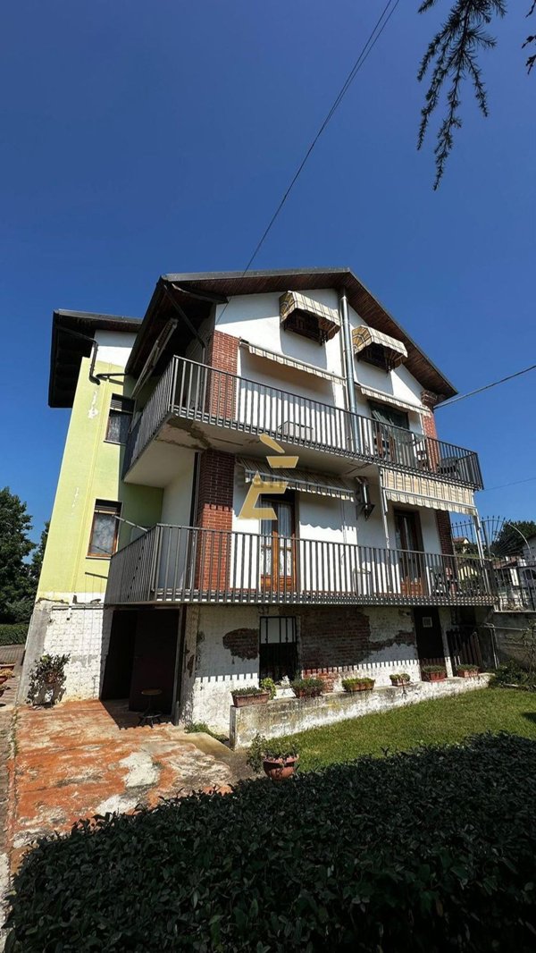 casa indipendente in vendita a Monale