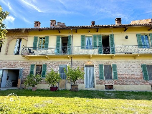 casale in vendita a Monale