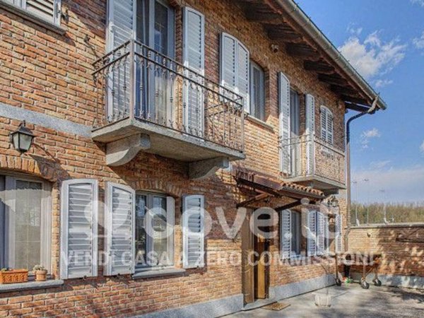 casa indipendente in vendita a Monale in zona Valle Brina