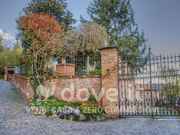 casa indipendente in vendita a Monale in zona Valle Brina