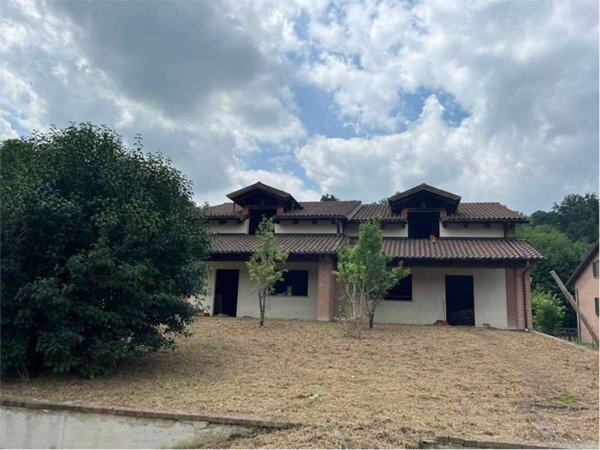 casa indipendente in vendita a Monale in zona Valle Brina