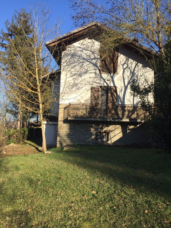 casa indipendente in vendita a Monastero Bormida